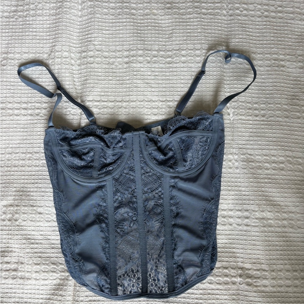 Dealmore Lace Bustier Top in Light Blue
